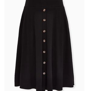 Torrid Black Front Button Midi Skirt Size 2